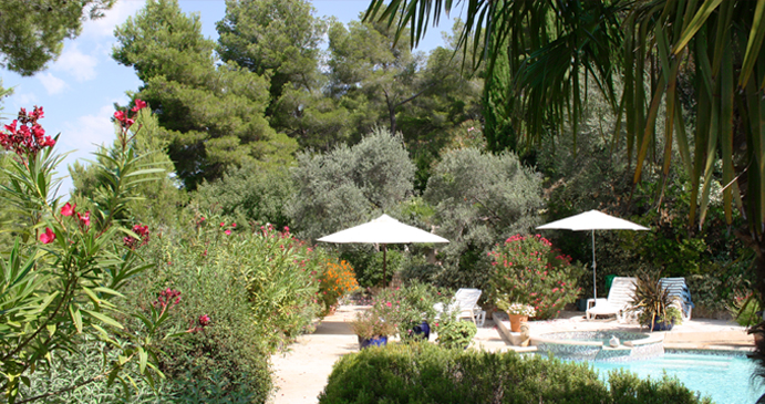 grande piscine ouverte paca bouche rhone chambre hote ventabren aix provence