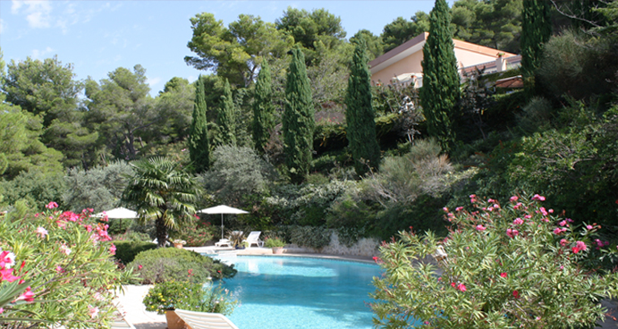 piscine gite chambres hotes bed breakfast provence aix marseille